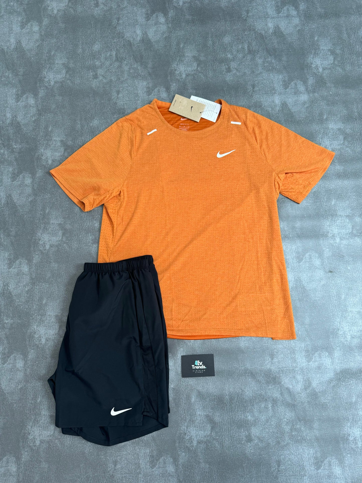 NIKE MILER ORANGE